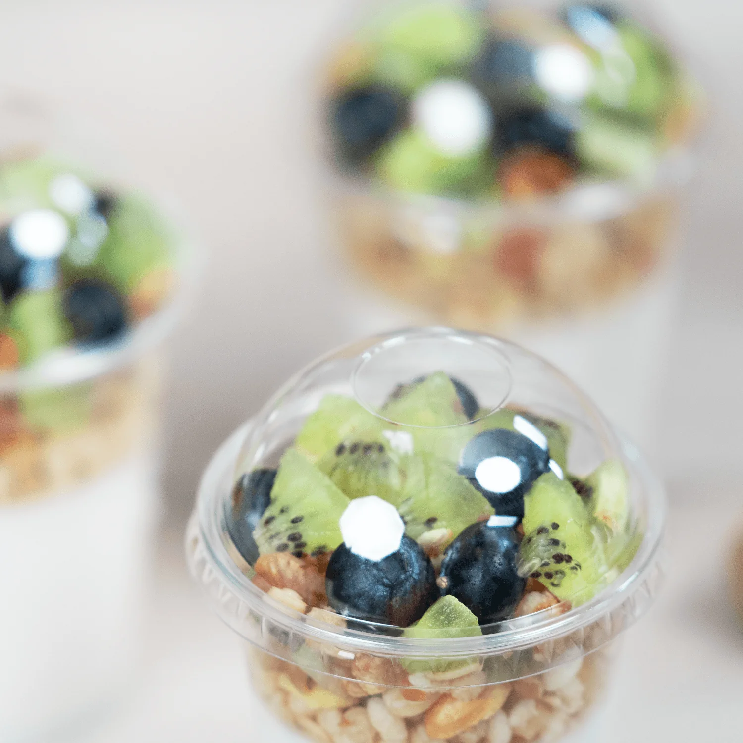 [1,000 ct] 7 oz Dome Cup Lids | PET | No Hole | 74 mm - Image 4