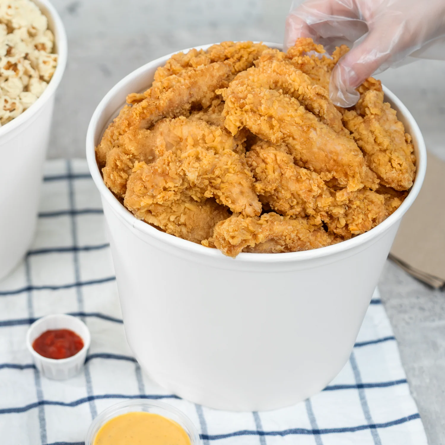 [150 pcs] 130 oz Paper Food Buckets - Image 4