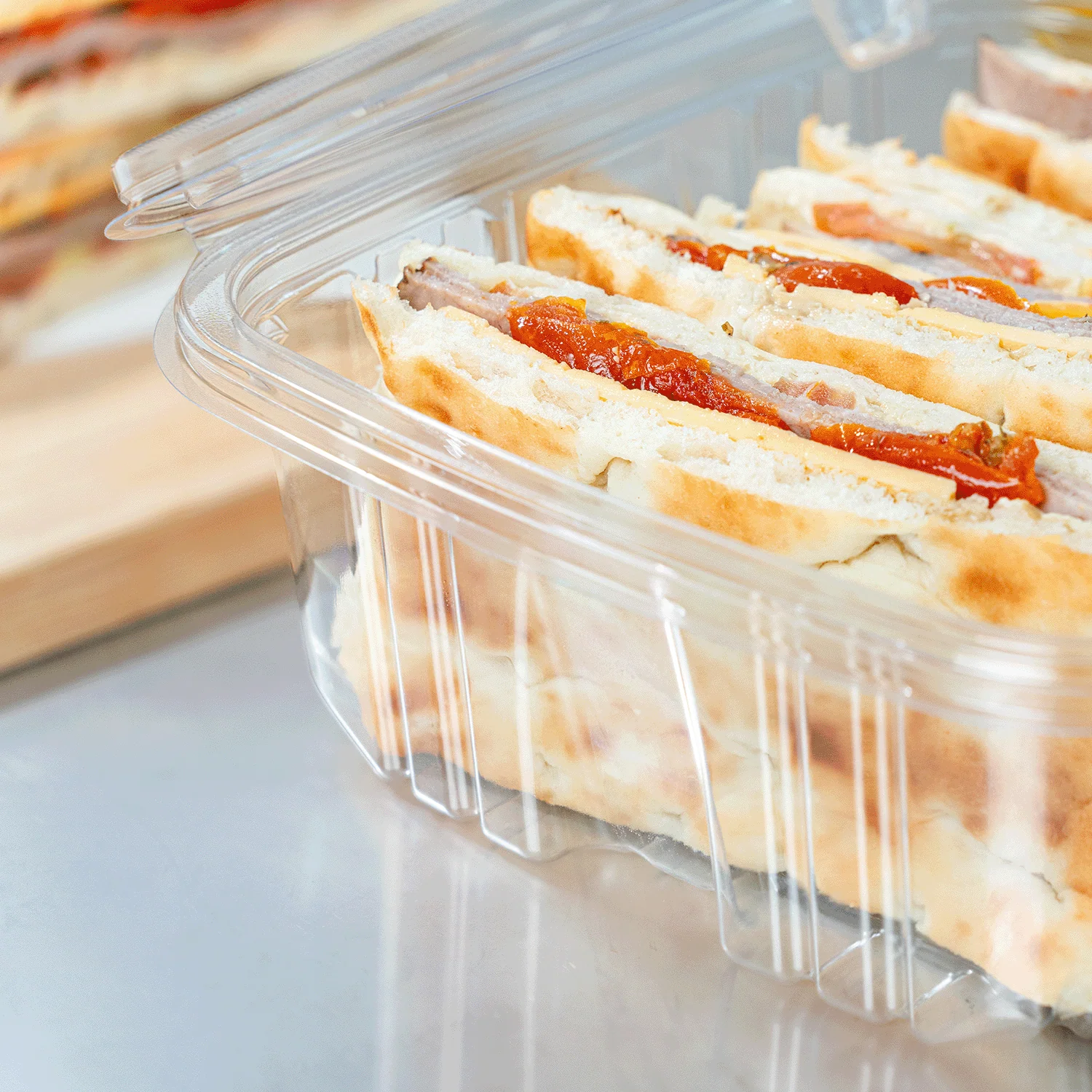 [150 sets] 64 oz PET Tamper Resistant Hinged Deli Containers w/Flat Lid - Image 4