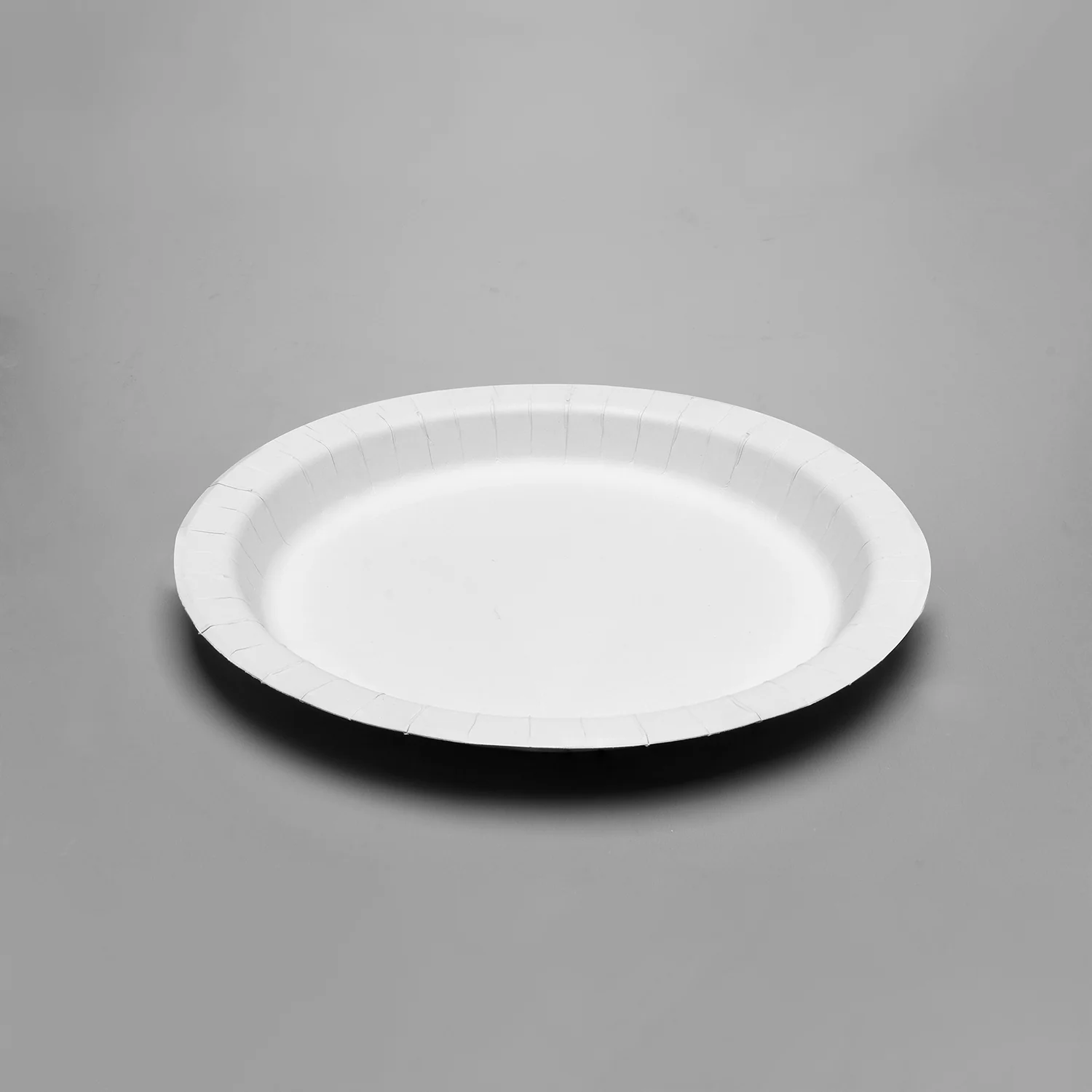 Karat 8.5" White Paper Plate - 200 pcs - Image 2