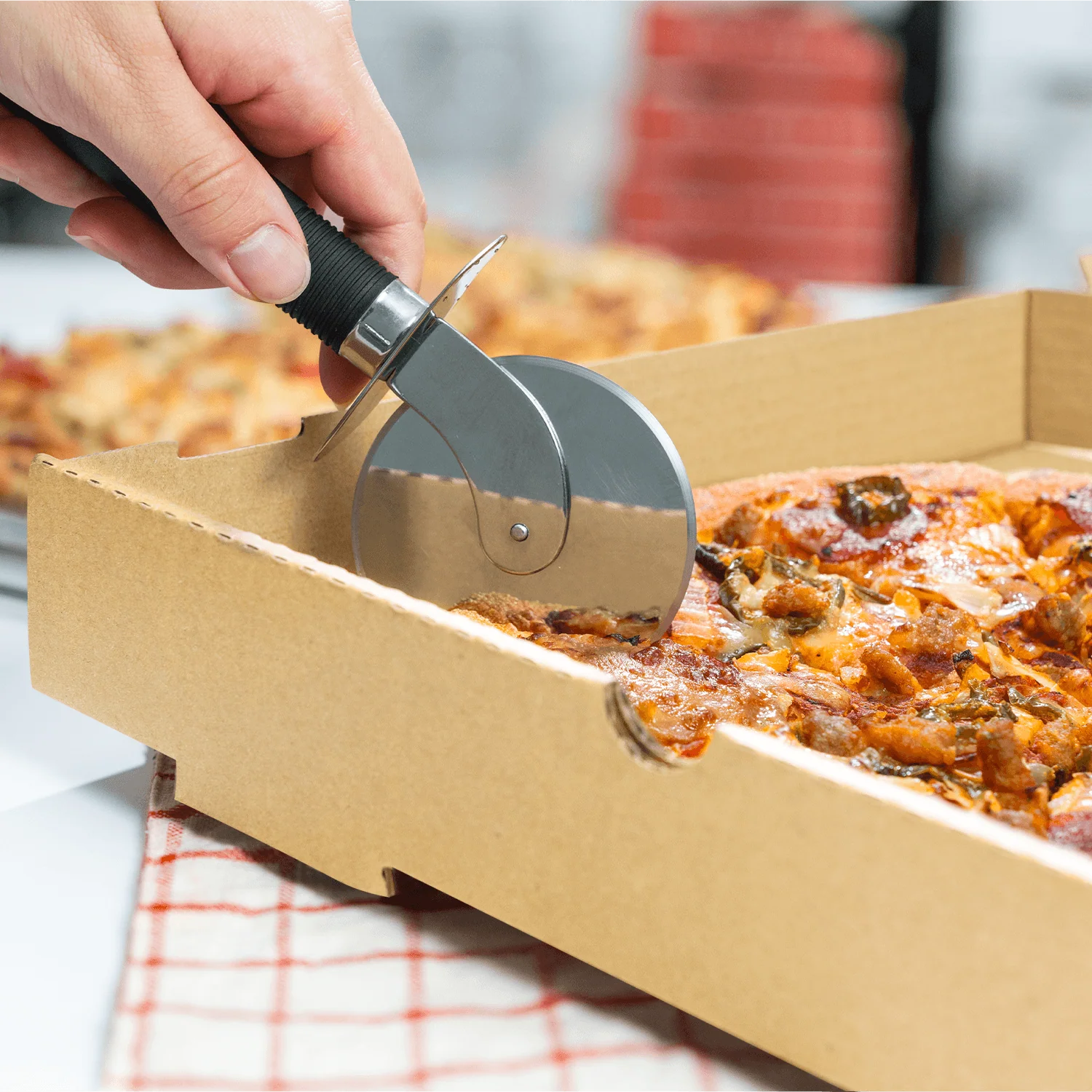 [50 ct] Corrugated Pizza Box, 14''x14''x2'', Kraft - Image 3