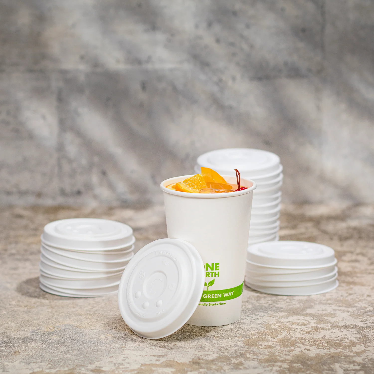 Karat Earth Compostable Fiber Paper Flat lid for 12-22 oz Paper Cold Cup (90mm) - 1,000 pcs - Image 3