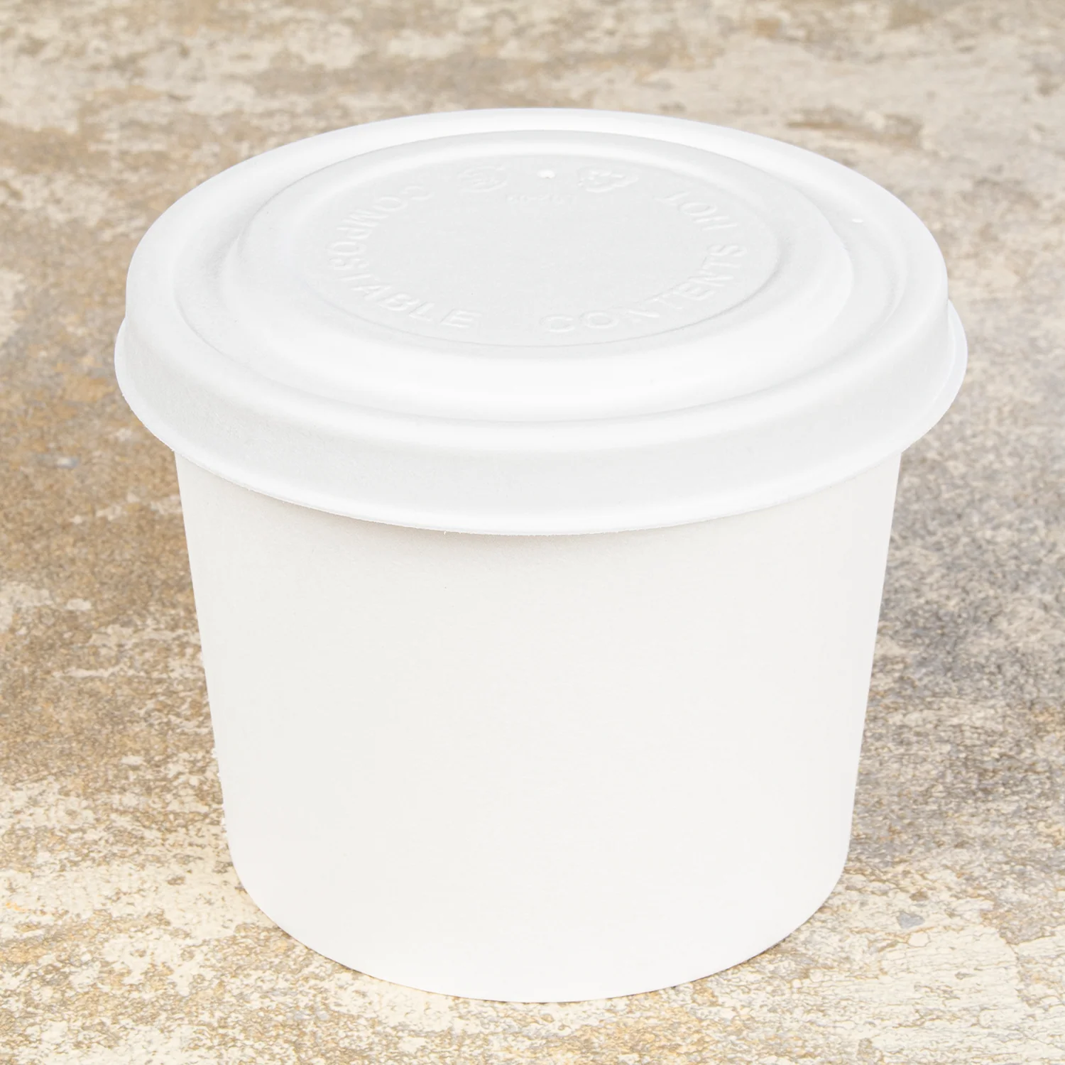 Karat Earth 90.8mm Compostable Fiber Paper Flat lid for 6-10oz Paper Food Container - 1,000 pcs - Image 5