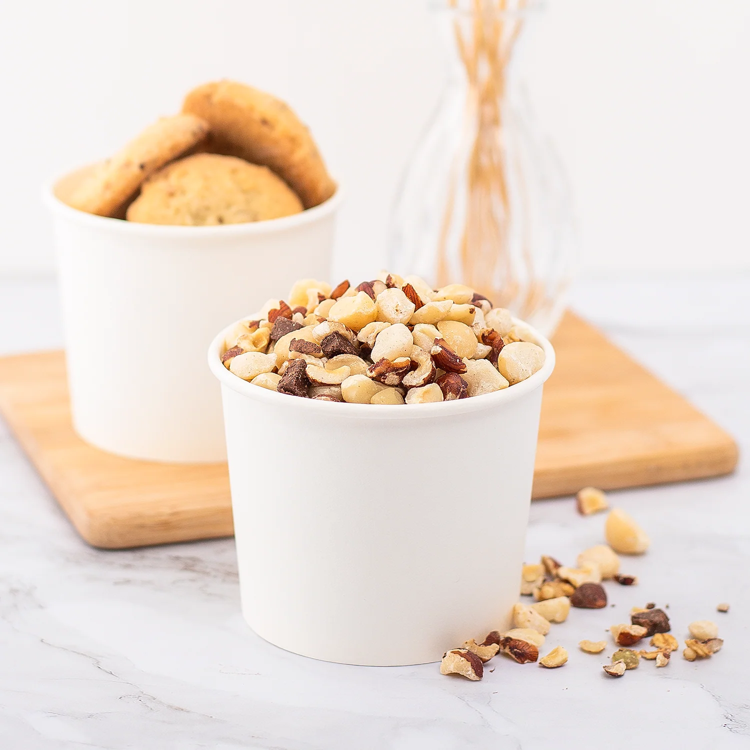 Karat Earth Eco-Friendly 10oz Paper Cold/ Hot Food Container (90.8mm), White - 1,000 pcs - Image 4
