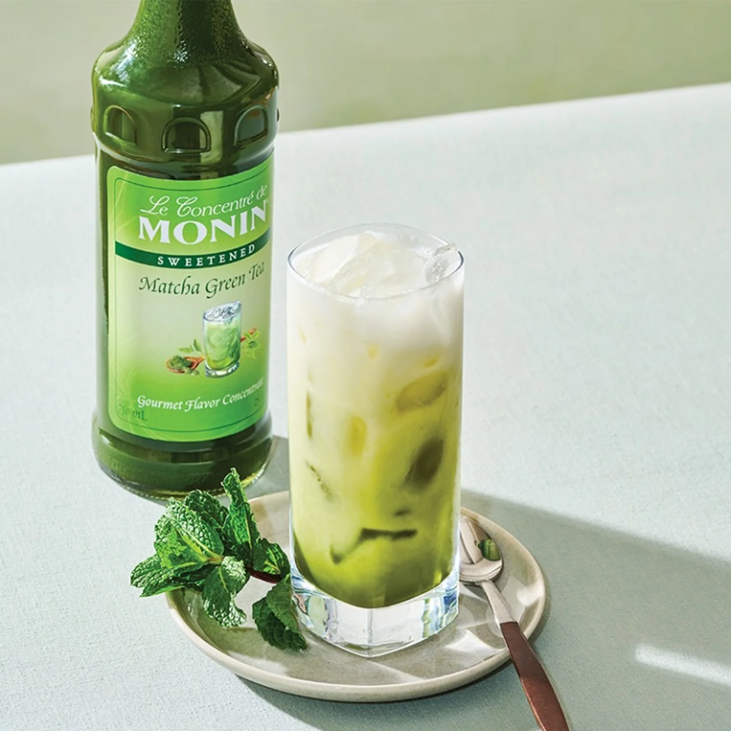 Monin Matcha Green Tea Concentrate - Bottle (1L) - Image 3